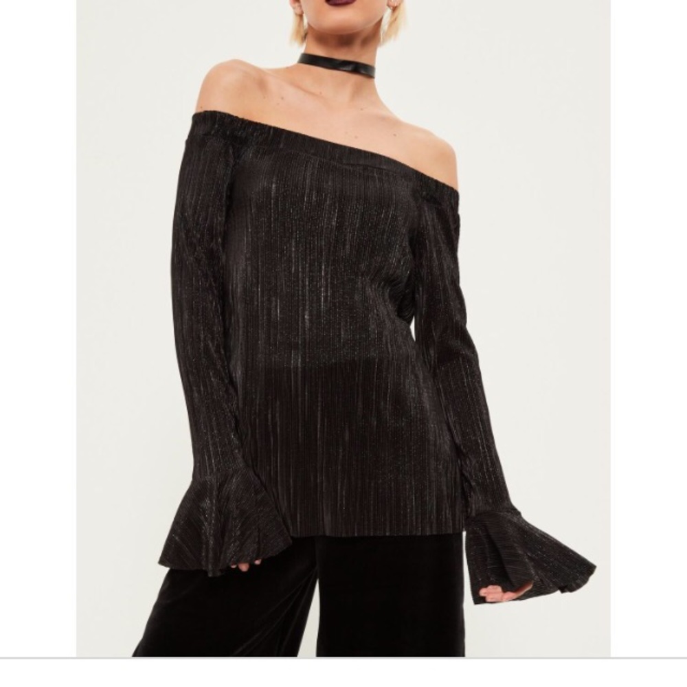 MISSGUIDED BELL SLEEVE TOP - Picture 1 of 6